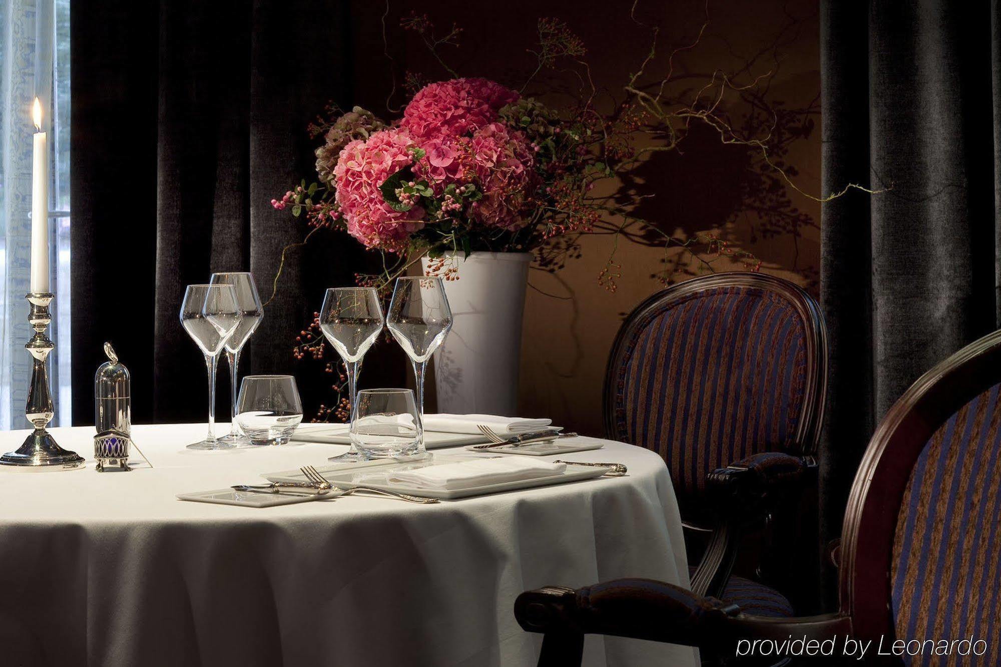 Les Pleiades Hotel-Spa-Restaurant Barbizon Restaurace fotografie